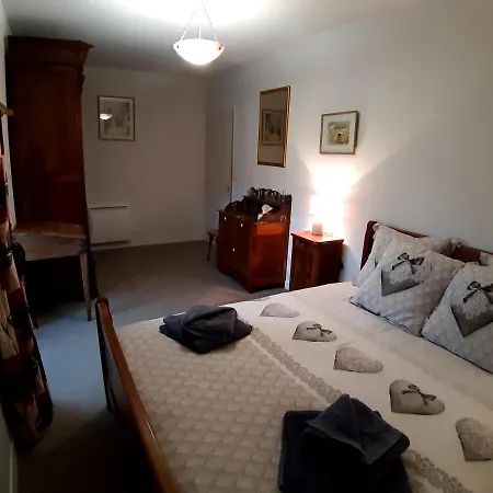 Wisteria Casa vacanze Les Adjots